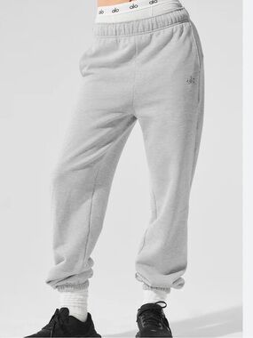 ALO YOGA Grey Sweatpants Womens